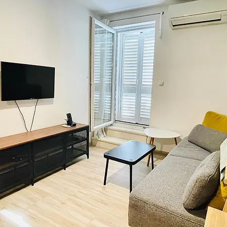 Apartment Deluxe